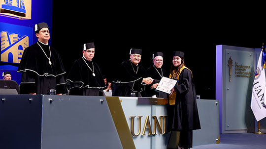 Otorgan Reconocimiento al Mérito Académico