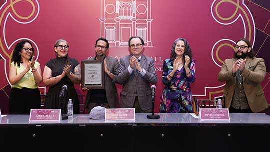 Premia UANL una poesía sobre las fronteras del lenguaje